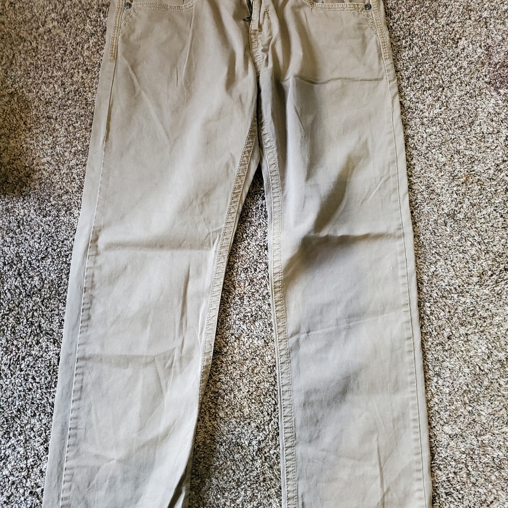 Black Buckle Khakis 38-32